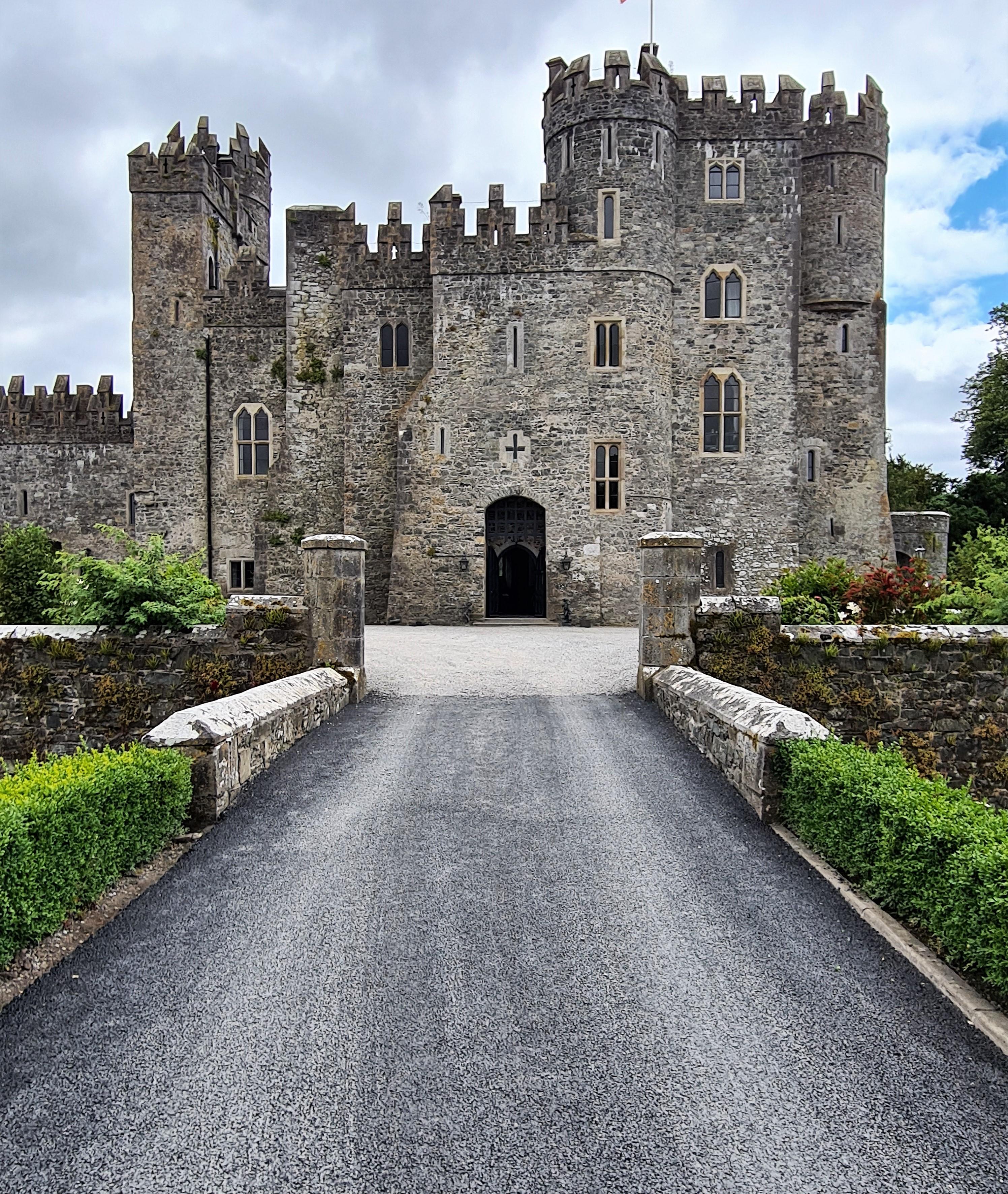 The Properest House « The Irish Aesthete